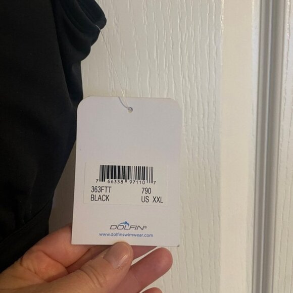 NWT Dolfin Black Swimwear Tankini Top XXL Beach Travel Vacation Resortwear - Picture 4 of 6